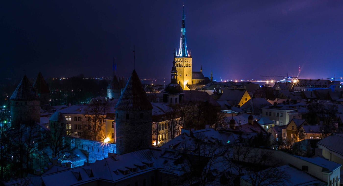 Tallinn skyline at night